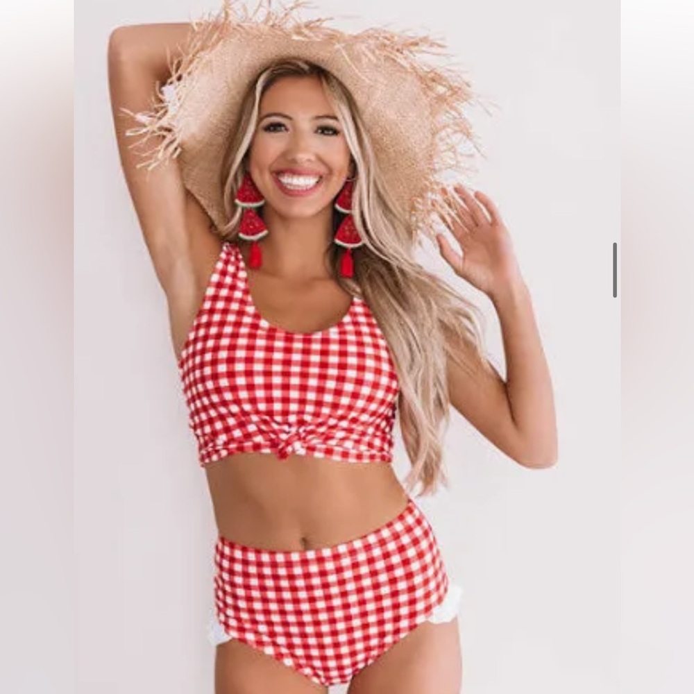 Super cute Coral Reef red gingham high waisted bikini. XXL.